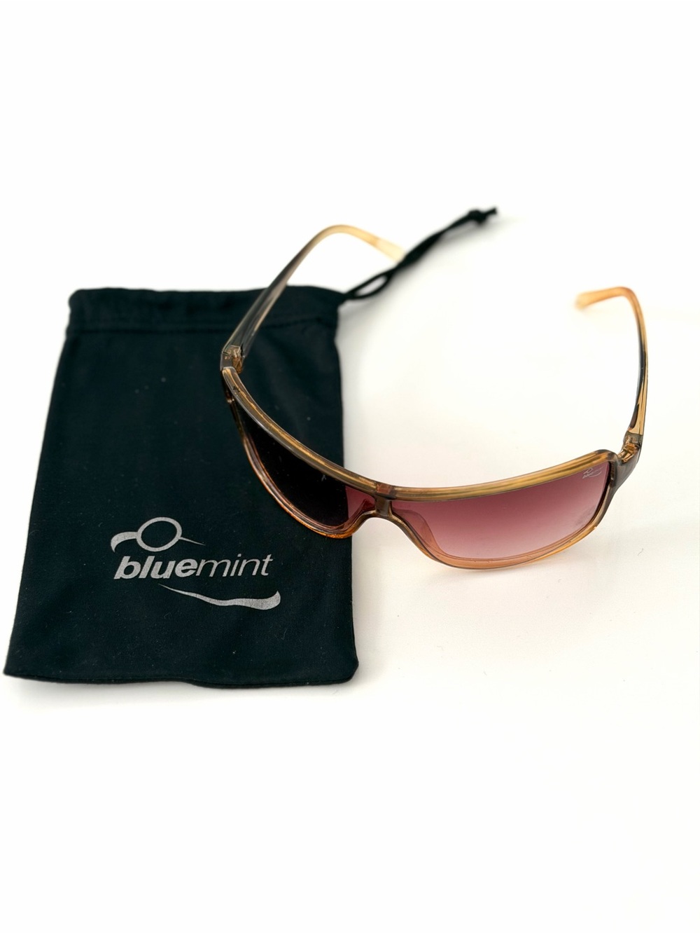 BlueMint Vintage Brown Sunglasses - ski, biking, walking with black cover.
